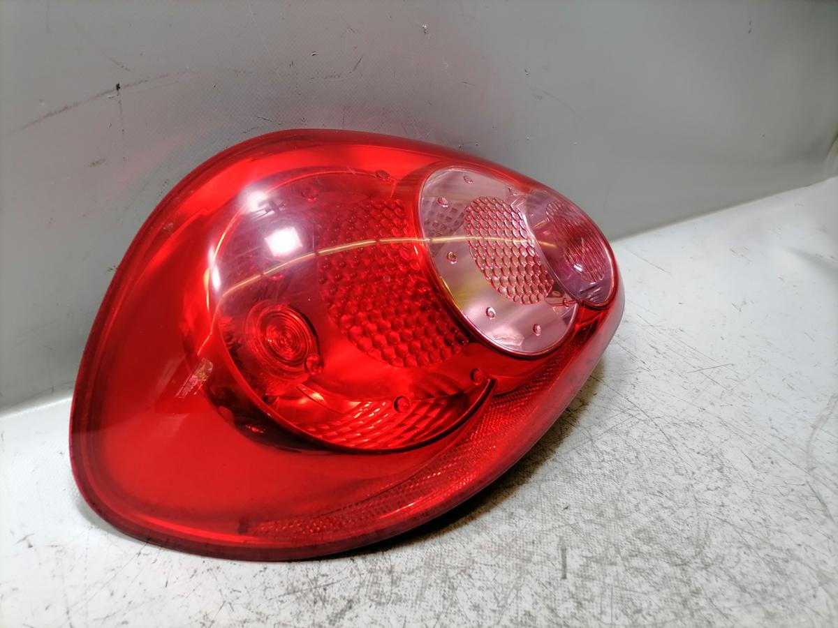 Toyota Aygo original R&uuml;cklicht R&uuml;ckleuchte Schlussleuchte links Bj.2008